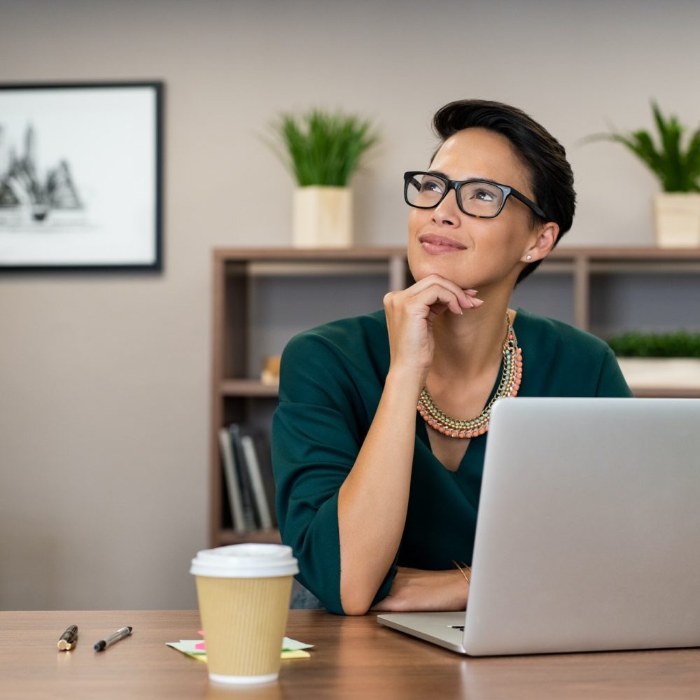 young-fashionable-business-woman-thinking.jpg