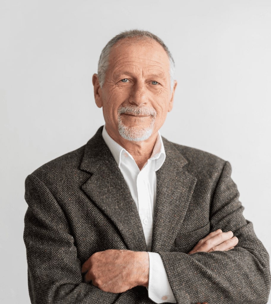 Dr. Cameron Williamson