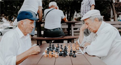 Signs Your Aging Parent May Need Assisted Living