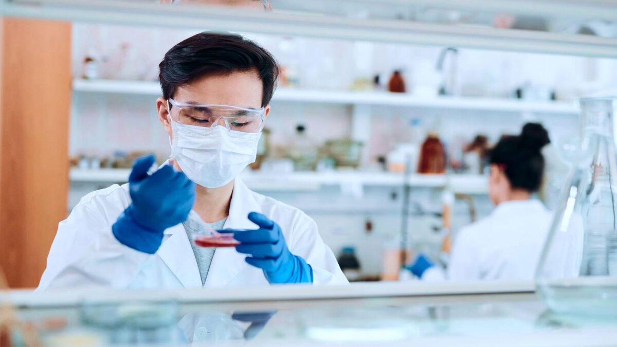 The Role of Medical Laboratories in Early Disease Detection